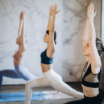Yoga stilling: Warrior I